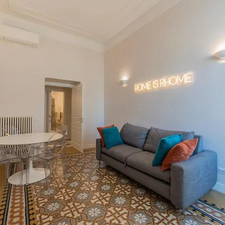 Vintage Ottaviano Apartment-2